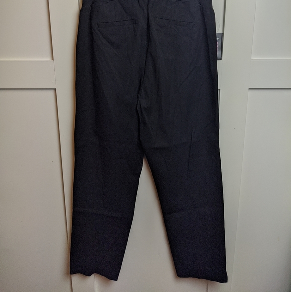 George women's maternity pants in medium. - Picture 3 of 5